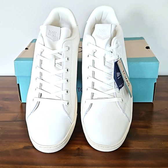 NEW/BOX~TOMS Travel Lite 2.0 Leather Sneakers - Picture 2 of 5
